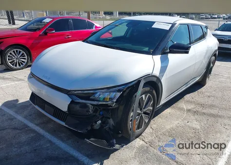 2024 Kia Ev6 Light from USA, damaged, VIN KNDC34LB0R5621375